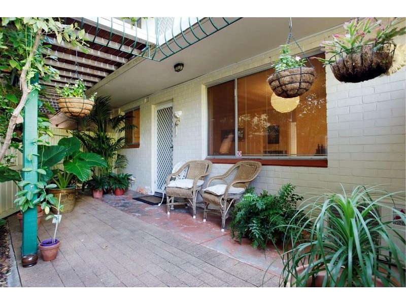 1/9 Freshwater Parade, Claremont WA 6010