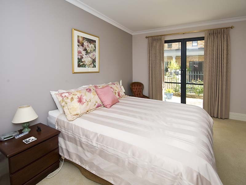 8/8 Bay Road, Claremont WA 6010