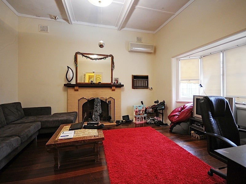 83 Bruce Street, Nedlands WA 6009