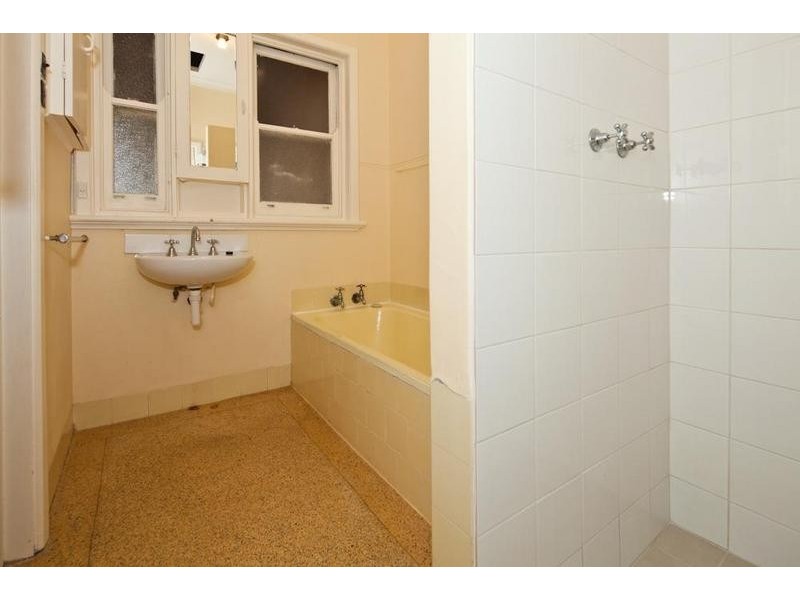10 Goldsmith Road, Claremont WA 6010