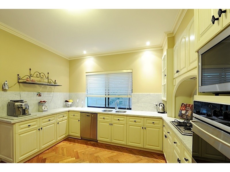 4 Northwick Parade, Mount Claremont WA 6010