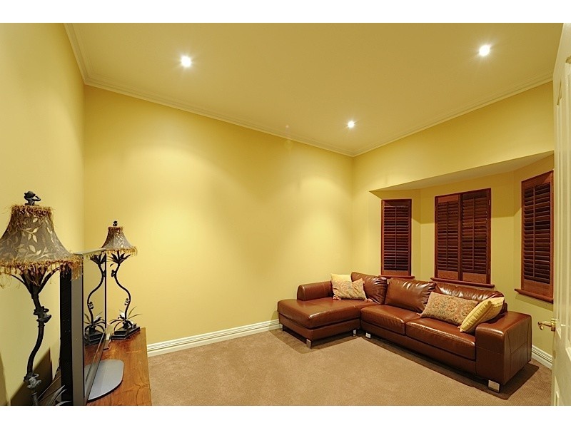 4 Northwick Parade, Mount Claremont WA 6010