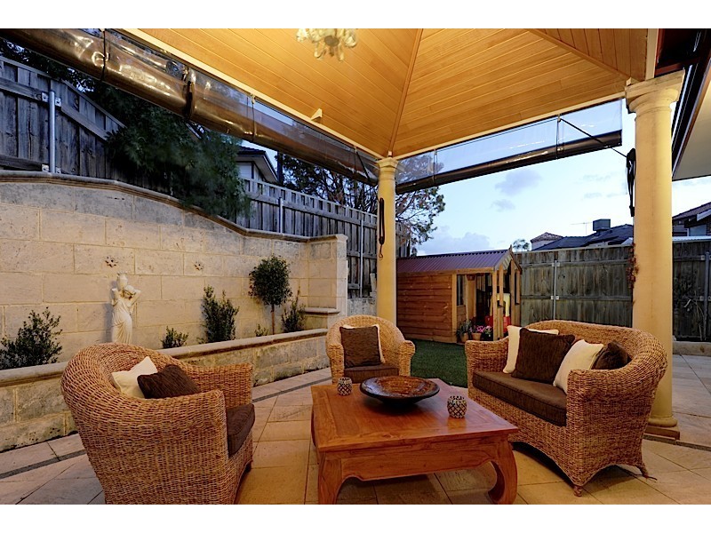 4 Northwick Parade, Mount Claremont WA 6010