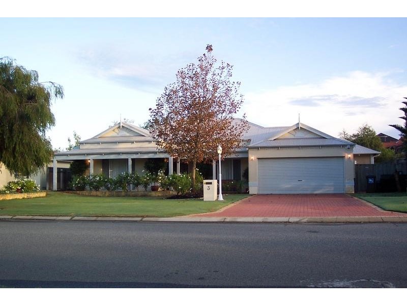 3 St Johns Wood Boulevard, Mount Claremont WA 6010