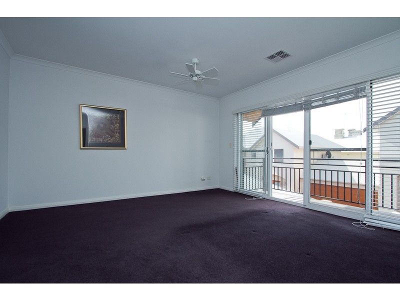 8/69 Quarry Street, Fremantle WA 6160