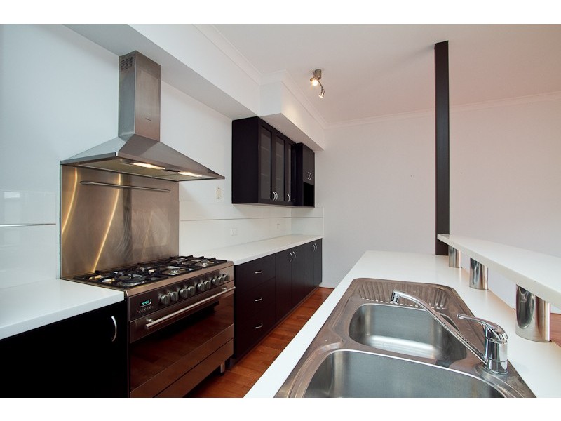 8/69 Quarry Street, Fremantle WA 6160