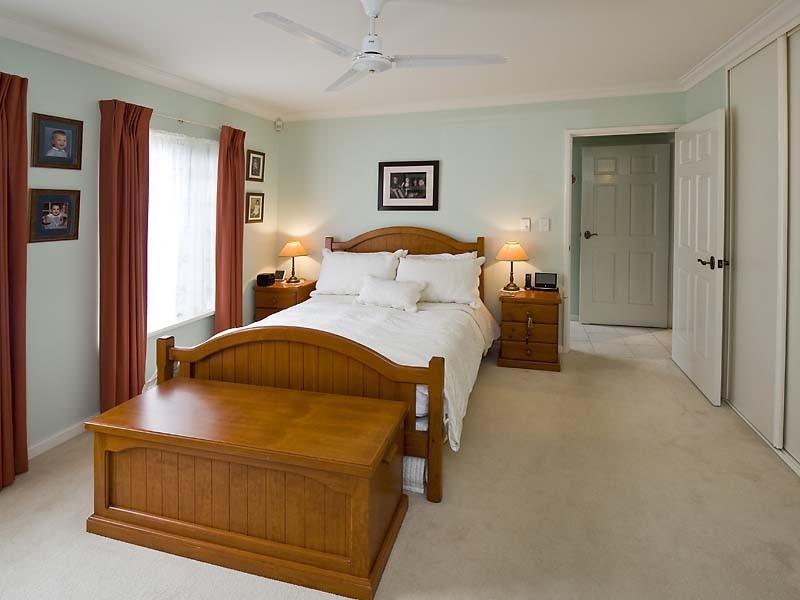 26 Nandina Avenue, Mount Claremont WA 6010