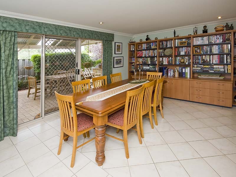 26 Nandina Avenue, Mount Claremont WA 6010