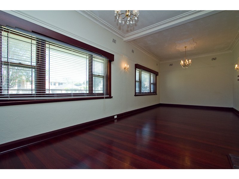 27 Viking Road, Dalkeith WA 6009
