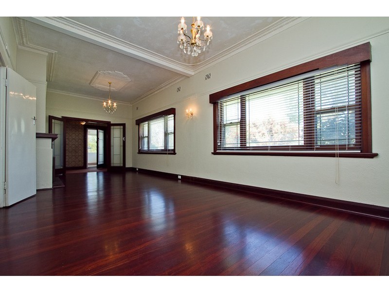 27 Viking Road, Dalkeith WA 6009