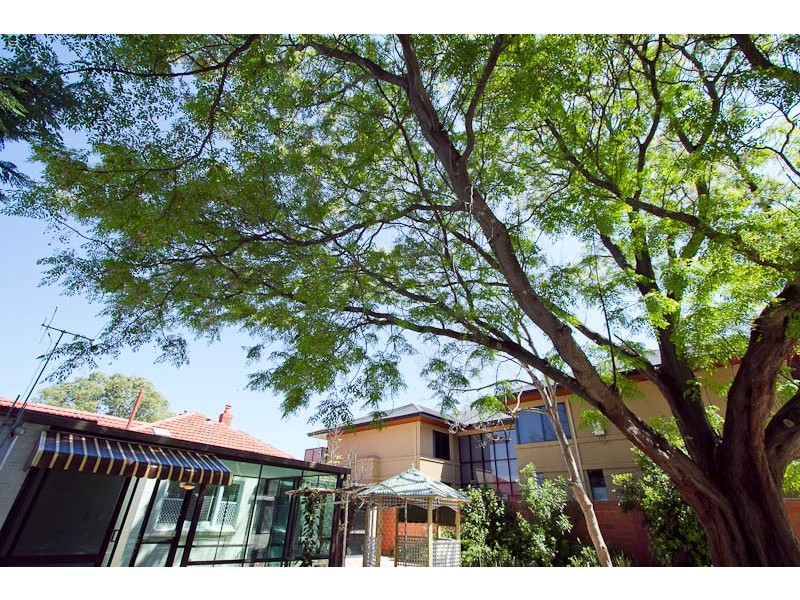 27 Viking Road, Dalkeith WA 6009