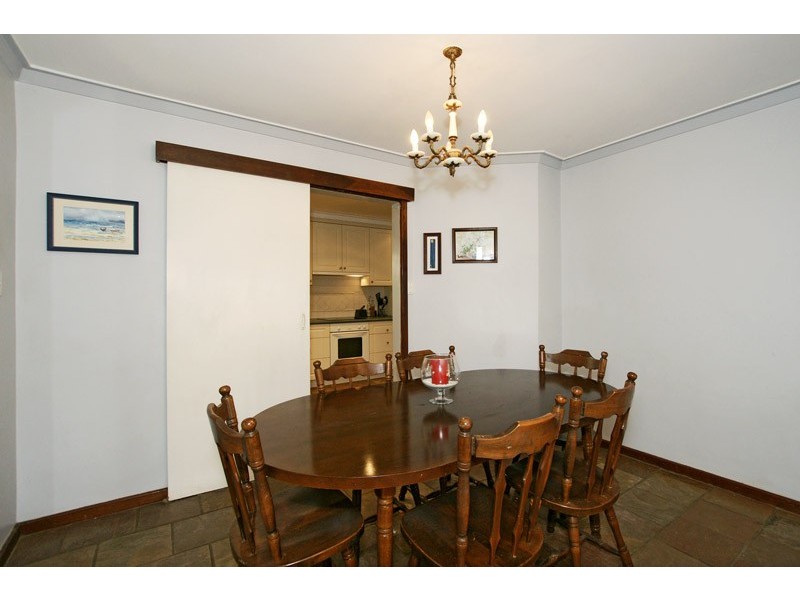 2 Reservoir Close, Mosman Park WA 6012