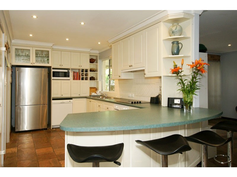 2 Reservoir Close, Mosman Park WA 6012