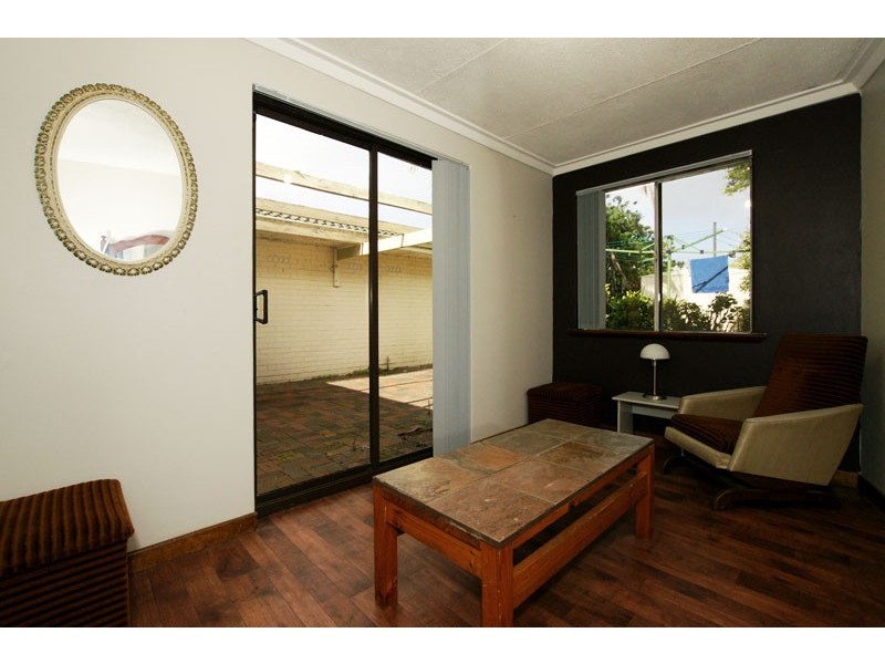 2 Reservoir Close, Mosman Park WA 6012