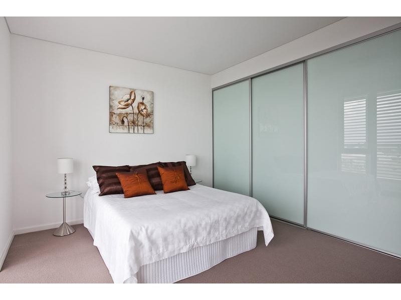 504/5 Marco Polo Drive, Mandurah WA 6210