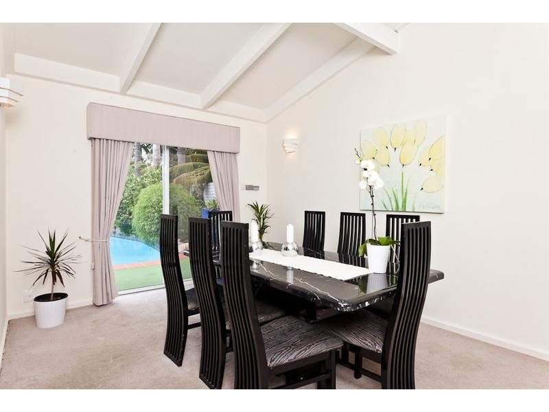 15 Kinkuna Way, City Beach WA 6015