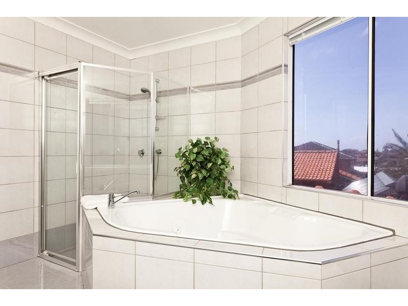 15 Kinkuna Way, City Beach WA 6015