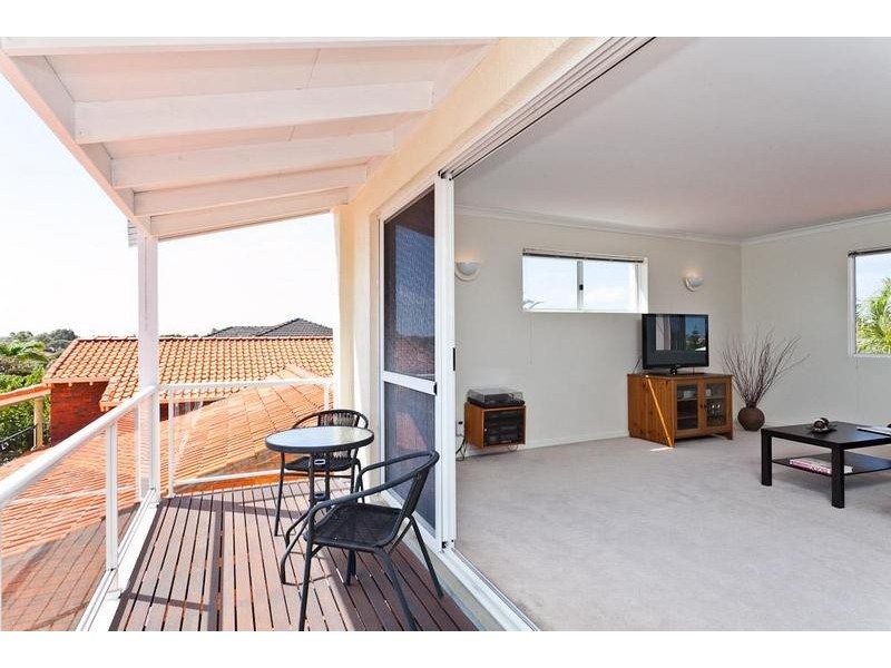 15 Kinkuna Way, City Beach WA 6015