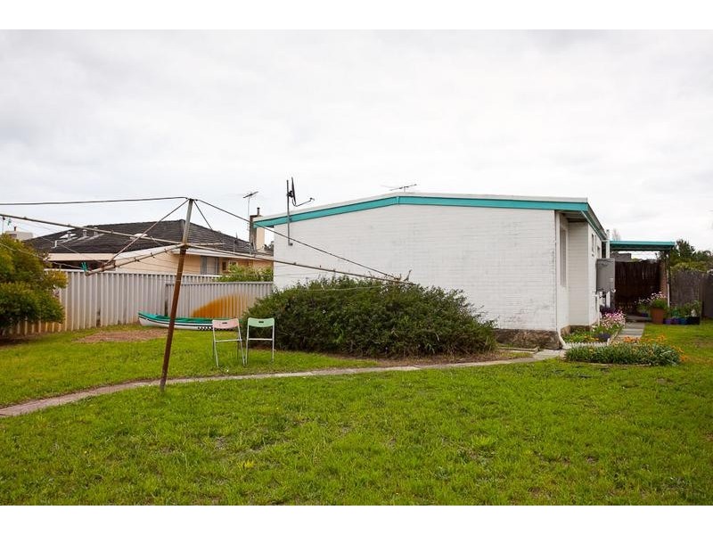 13 Cherry Road, Woodlands WA 6018