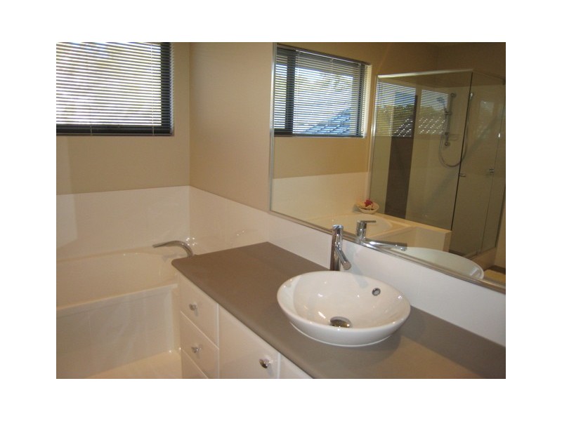 10 Gulli Court, Mount Claremont WA 6010