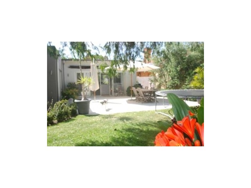 2 Read Avenue, Mosman Park WA 6012