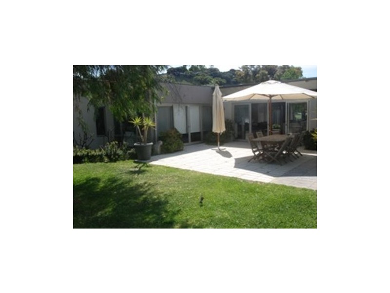 2 Read Avenue, Mosman Park WA 6012