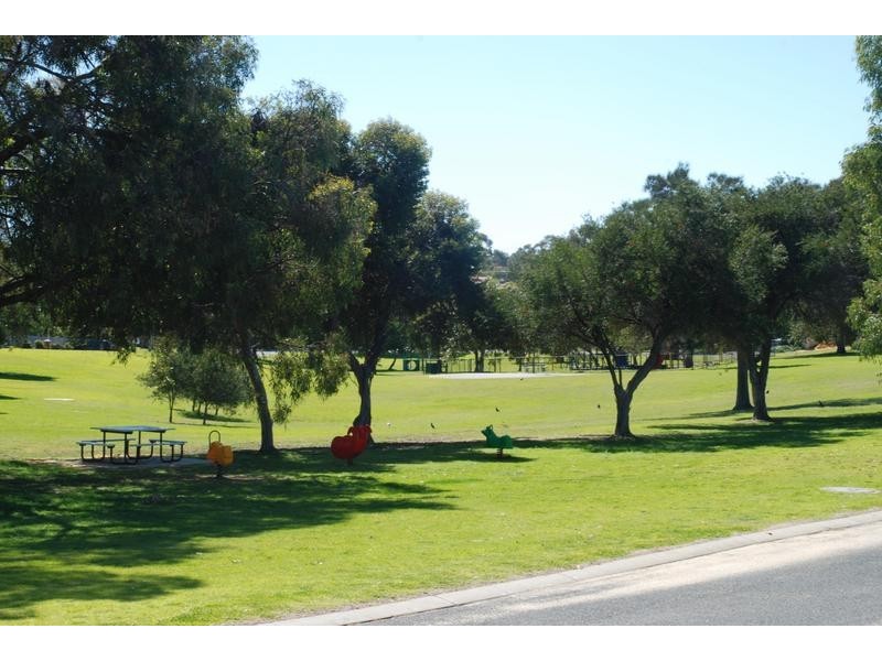 2 Read Avenue, Mosman Park WA 6012