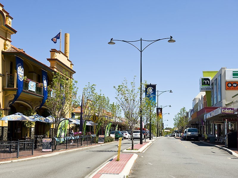 6B Wavertree Place, Leederville WA 6007