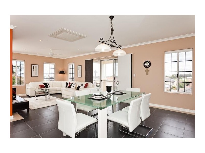 2 Olcote Street, Doubleview WA 6018