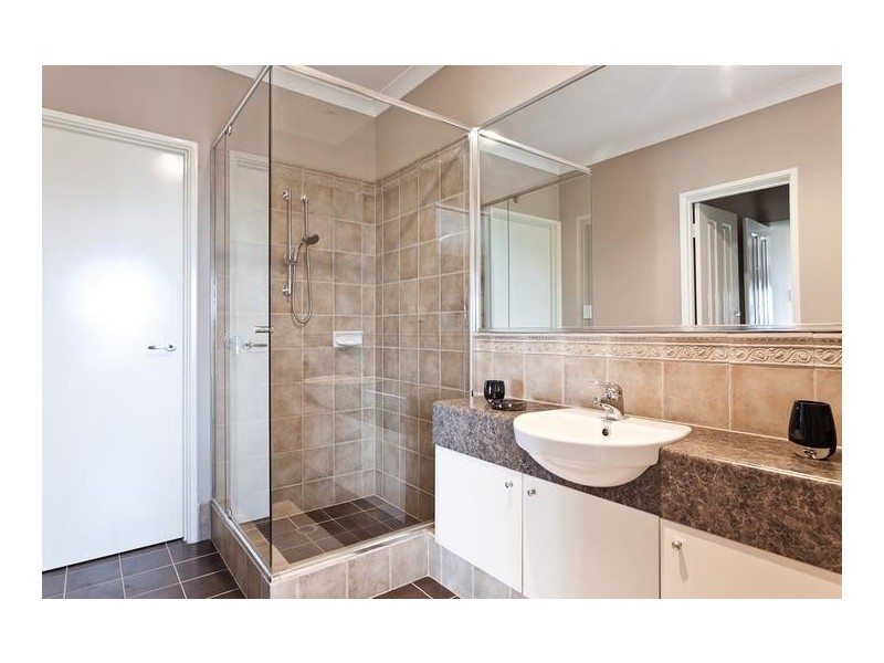 2 Olcote Street, Doubleview WA 6018