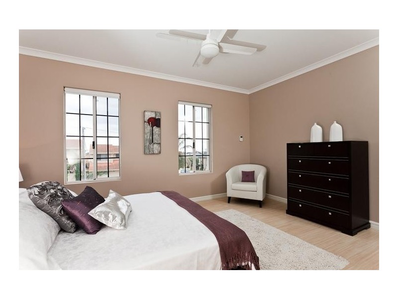 2 Olcote Street, Doubleview WA 6018