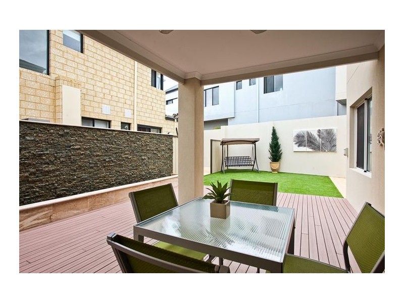 2 Olcote Street, Doubleview WA 6018