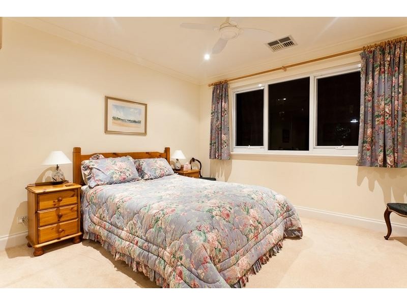 16 Hutchinson Avenue, Mosman Park WA 6012