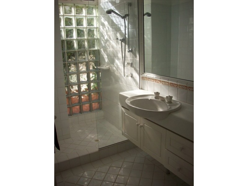 4/20 Bindaring Parade, Claremont WA 6010