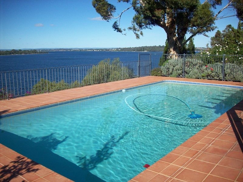 4/20 Bindaring Parade, Claremont WA 6010