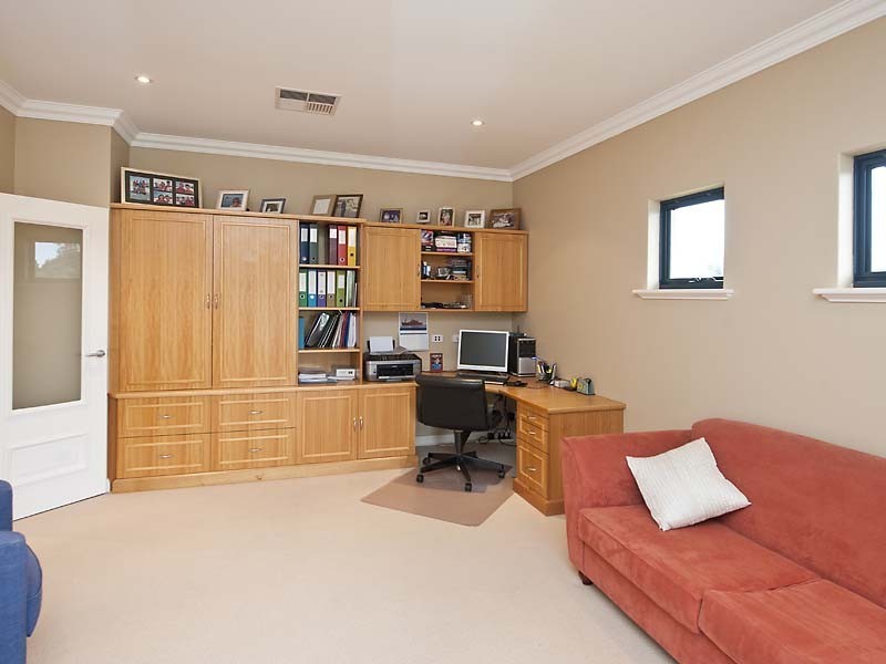 38 Johnston Street, Peppermint Grove WA 6011