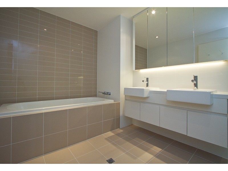 B206/8 Gugeri Street, Claremont WA 6010