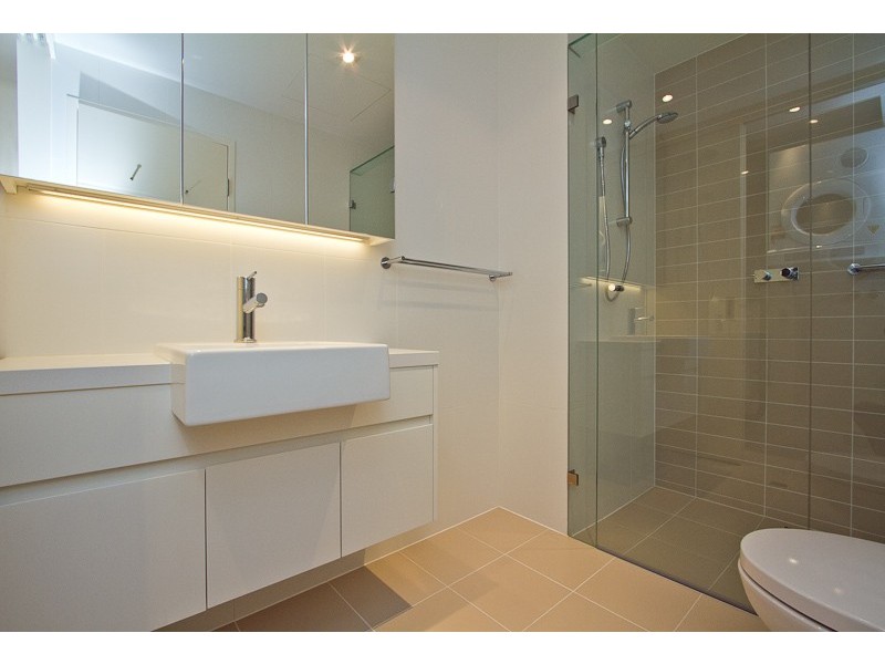 B206/8 Gugeri Street, Claremont WA 6010