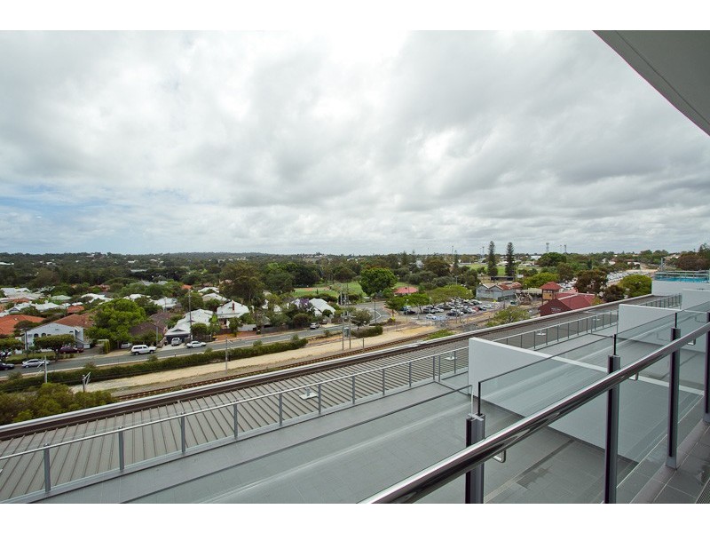 B206/8 Gugeri Street, Claremont WA 6010