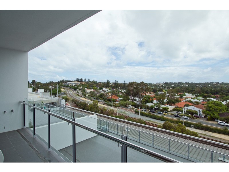 B206/8 Gugeri Street, Claremont WA 6010