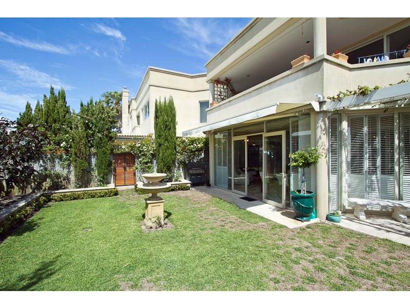 1/9 Torrens Street, Cottesloe WA 6011