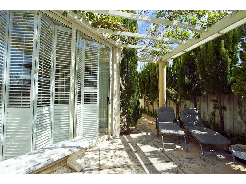 1/9 Torrens Street, Cottesloe WA 6011