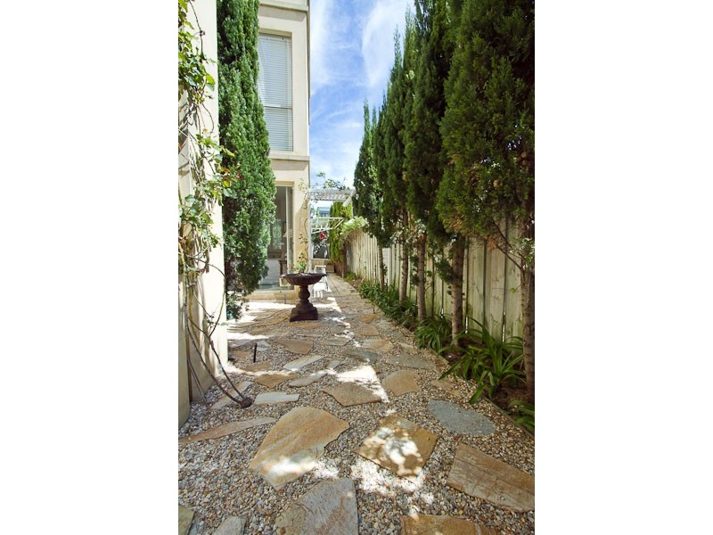 1/9 Torrens Street, Cottesloe WA 6011