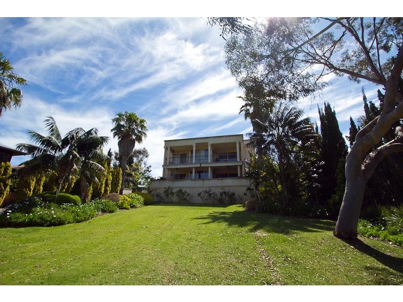 1/9 Torrens Street, Cottesloe WA 6011