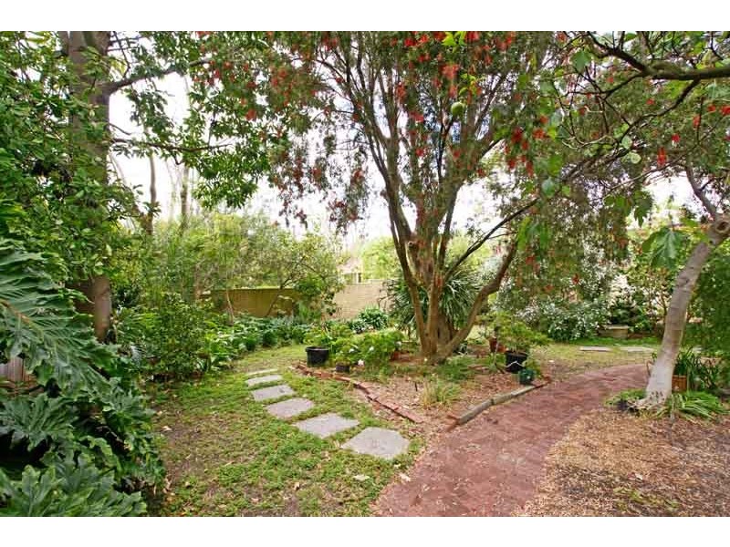 41 Beatrice Road, Dalkeith WA 6009