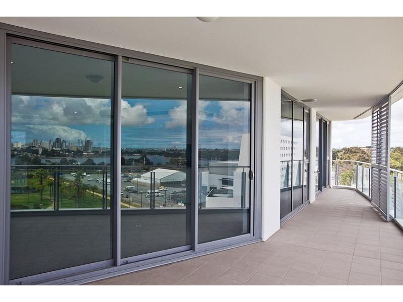 706/21 Bow River Crescent, Burswood WA 6100