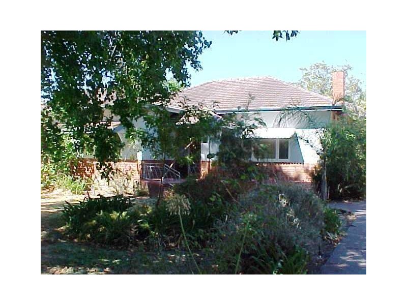 26 Hynes Road, Dalkeith WA 6009