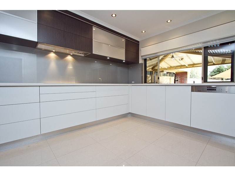 1 Taworri Way, City Beach WA 6015