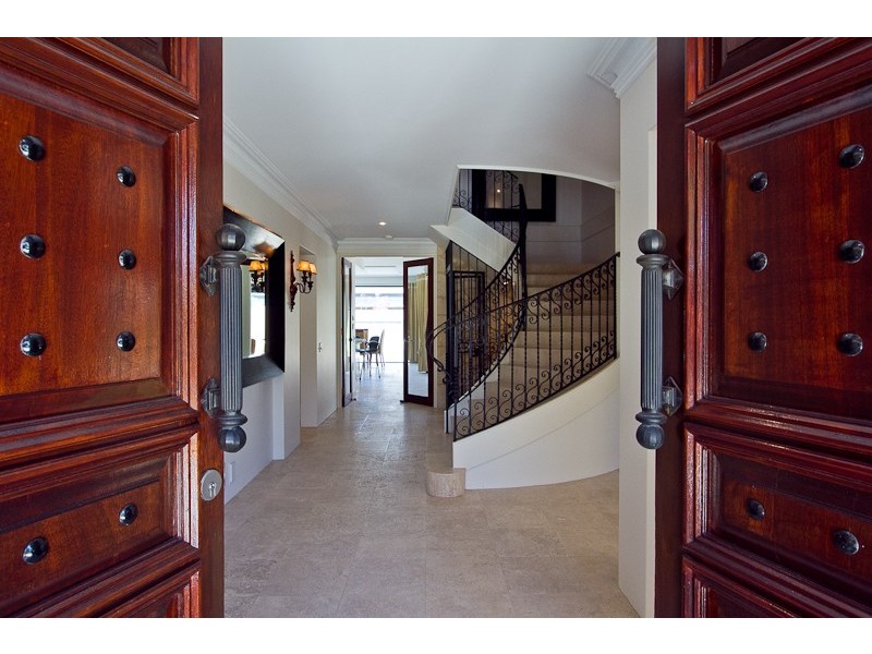 23 Van Kleef Circuit, Mount Claremont WA 6010