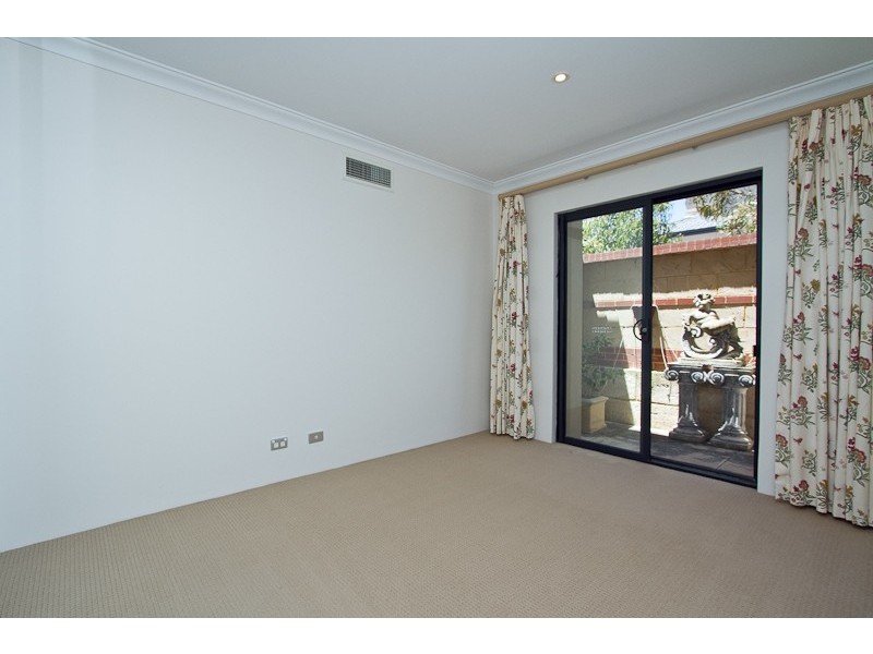 23 Van Kleef Circuit, Mount Claremont WA 6010